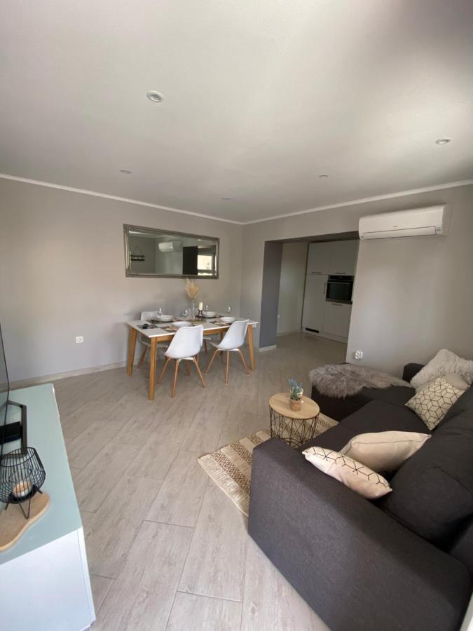 Apartman Petra Gustirna Exterior photo